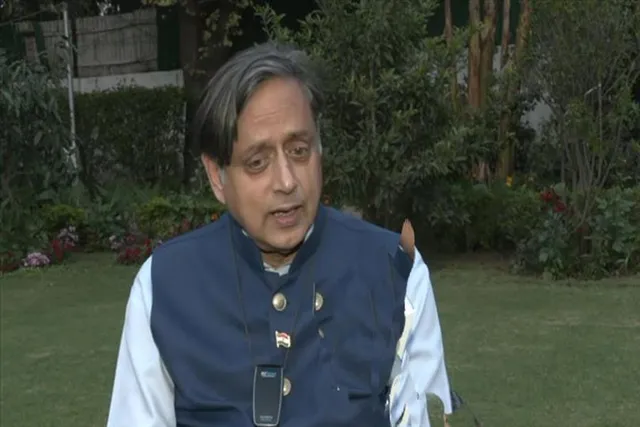 রাশিয়া-ইউক্রেনের যুদ্ধ পরিস্থিতি নিয়ে এবার মুখ খুললেন কংগ্রেস সাংসদ