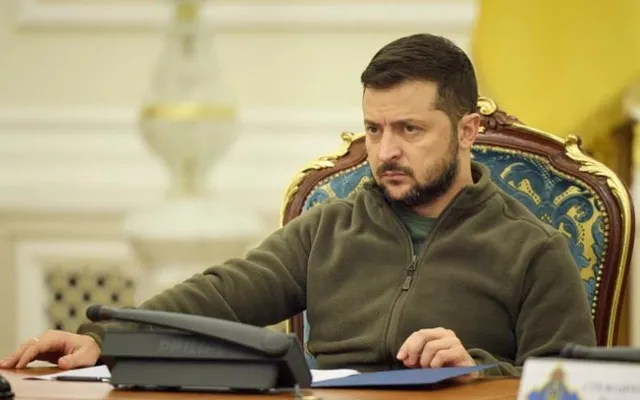 আকাশসীমা রক্ষায় ফের অস্ত্র চাইলেন জেলেনস্কি