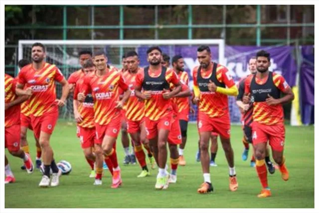 নিজেদের নিংড়ে দেওয়ার জন্য প্রস্তুত লাল-হলুদ