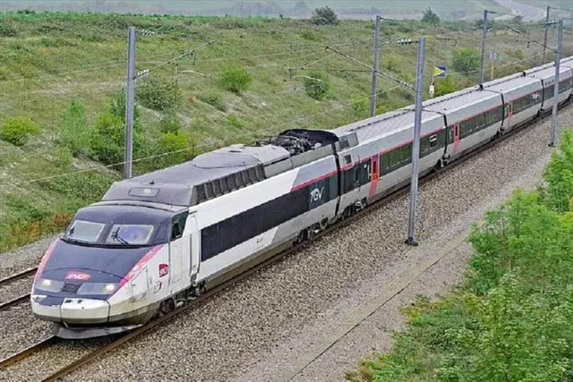 কে-রেল প্রকল্পের জন্য সমীক্ষা চালানো একটি অপরিপক্ক সিদ্ধান্ত, আদালতে বললো রেলওয়ে বোর্ড