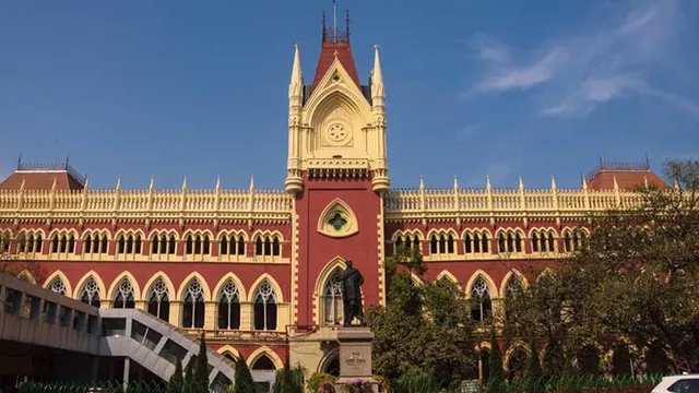 গ্রুপ ডি নিয়োগ দুর্নীতি মামলায় বহাল অন্তর্বর্তী স্থগিতাদেশ