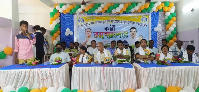 বাঁধগোড়া ২নং অঞ্চল তৃণমূল কংগ্রেস ও যুব তৃণমূল কংগ্রেসের উদ্যোগে কর্মী সম্মেলন