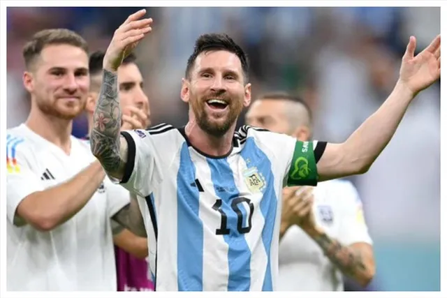 বিশ্বকাপে মুখোমুখি মেসি-লেওয়ানডস্কি