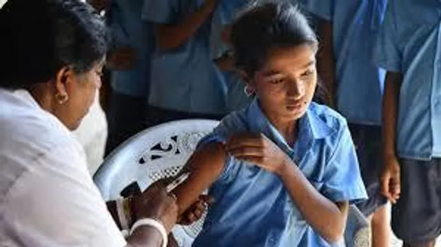 কলেজ খোলার আগে পড়ুয়াদের টিকা দেওয়ার নির্দেশিকা