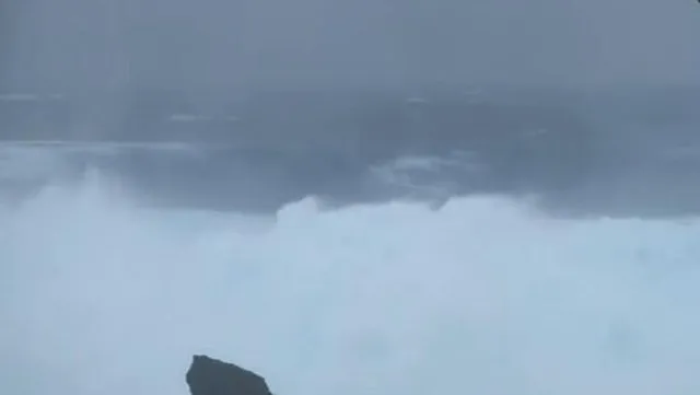 ধেয়ে আসছে শক্তিশালী 'টাইফুন হিননামনোর', শঙ্কায় লকডাউনের পরিস্থিতি