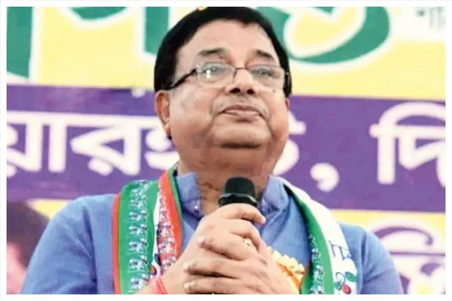 প্রতি বাড়িতে থাকবে তৃণমূলের পতাকা, নির্দেশ উদয়ন গুহর