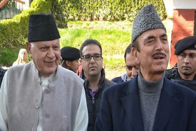 আজাদ প্রসঙ্গে কী বললেন ফারুক আব্দুল্লাহ?