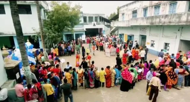 'দুয়ারে সরকার' উখরায়