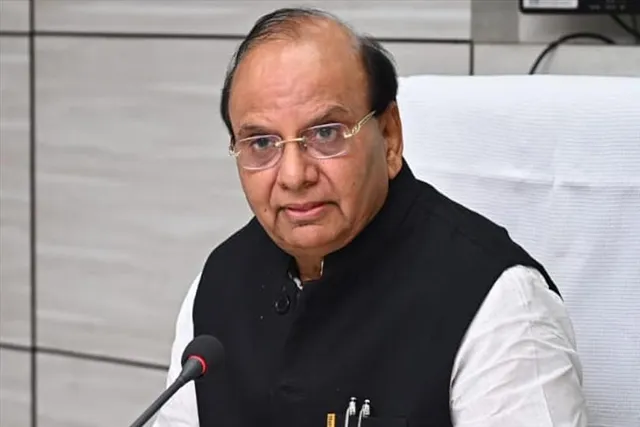 দিল্লির লেফটেন্যান্ট গভর্নরের বিরুদ্ধে খাদি দুর্নীতিতে যুক্ত থাকার অভিযোগ আপের