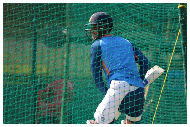 সুযোগ পেয়েও প্রথম ইনিংসে বড় রান পেলেন না গিল