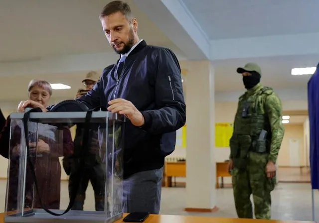 রাশিয়ায় যোগদানে ইউক্রেনের দখলকৃত ৪ অঞ্চলে গণভোট