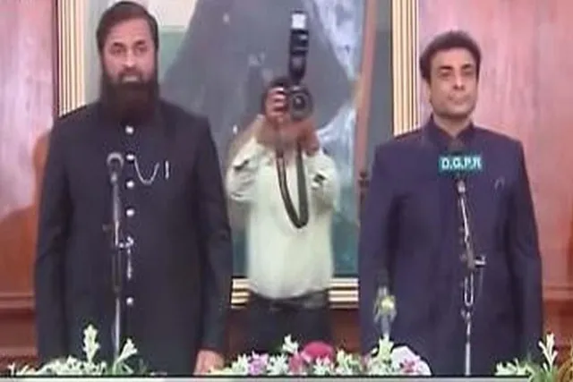 পাঞ্জাব প্রদেশের নয়া মুখ্যমন্ত্রী হিসাবে শপথ নিলেন পিএমএল-এন নেতা