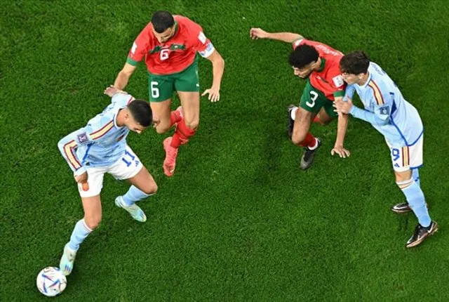 মরক্কোর বুটের জঙ্গলে আটকে স্পেন, বিরতিতে ফল ০-০