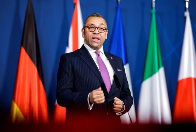 ইউক্রেনে ক্ষেপণাস্ত্র হামলা পুতিনের দুর্বলতার প্রকাশঃ যুক্তরাজ্যের পররাষ্ট্রমন্ত্রী