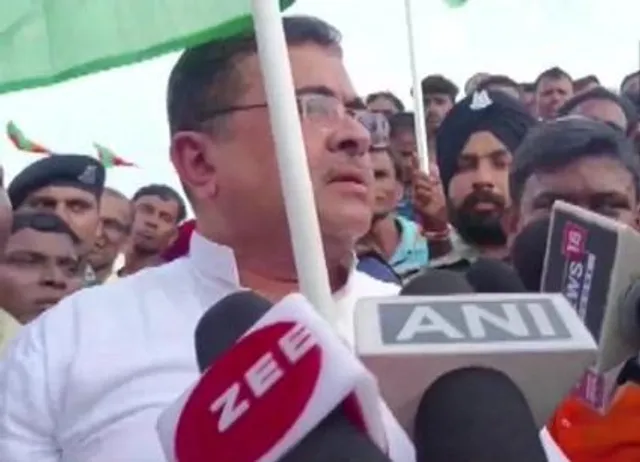 'আমি পাকিস্তানে দাঁড়িয়ে নেই যে তেরঙ্গা যাত্রার জন্য অনুমতি নিতে হবে': শুভেন্দু অধিকারী