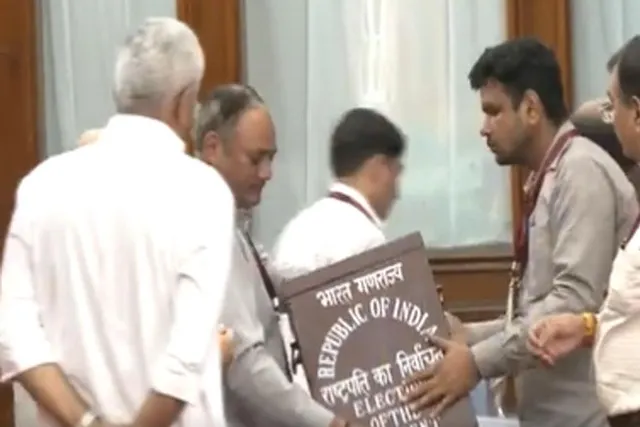 President election: চলছে ভোট গণনা, দেখুন ভিডিও...