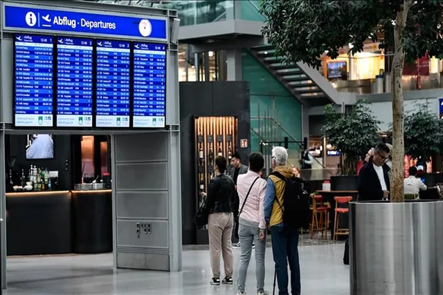 বার্লিন, ব্রেমেন ও হামবুর্গ বিমানবন্দরে নিরাপত্তা কর্মীদের ধর্মঘট