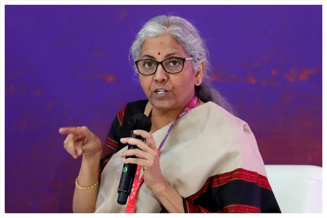 আদানি ইস্যুতে উদ্বেগের বিষয়ে সচেতন ভারতীয় নিয়ন্ত্রকরা: অর্থমন্ত্রী