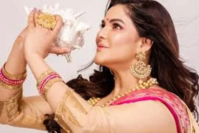 ৫ কেজি সোনা উদ্ধার অর্পিতার বেলঘরিয়ার ফ্ল্যাট থেকে