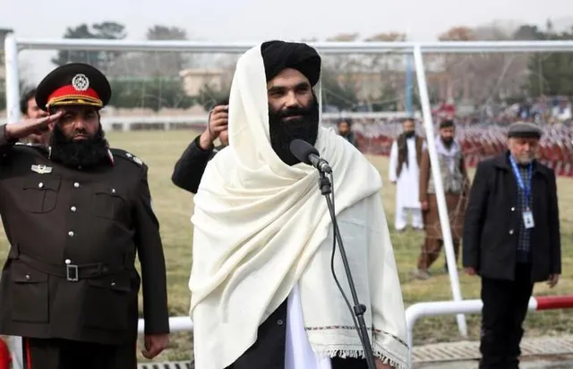 নিষেধাজ্ঞা নিয়ে প্রকাশ্যে বিরল বিভাজন দেখাল ক্ষমতাসীন তালেবান