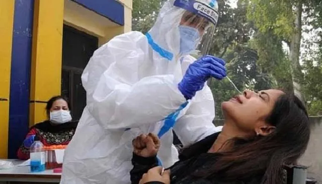 বঙ্গে ফের লাফিয়ে বাড়ল করোনা সংক্রমণ