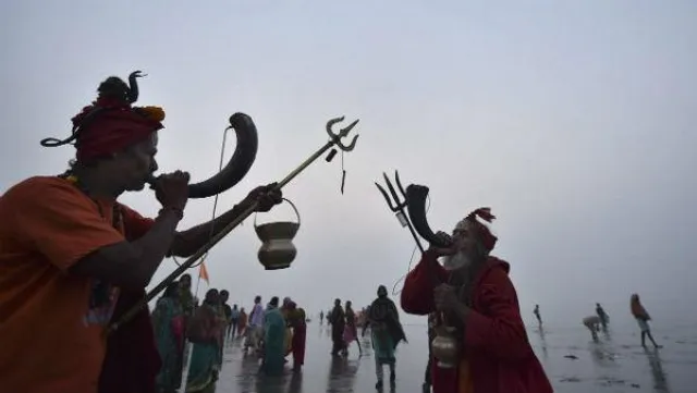 এবারের মকর সংক্রান্তিতে তৈরি হচ্ছে ৩ টি শুভ যোগ!