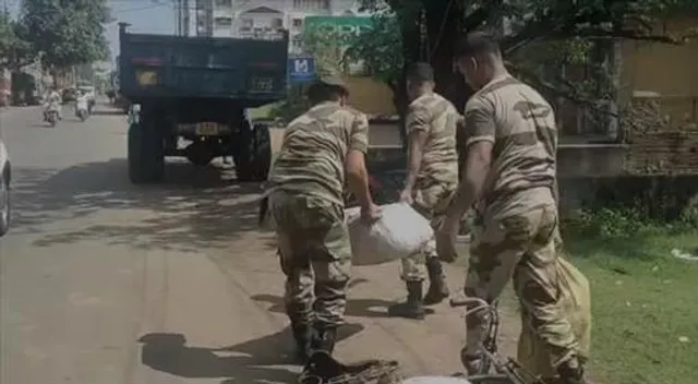 সিআইএসএফ-এর অভিযানে ২ টন কয়লা ও ১২টি সাইকেল বাজেয়াপ্ত