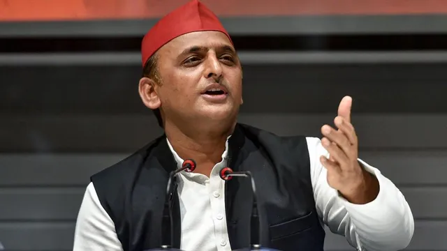 যোগী আদিত্যনাথকে কটাক্ষ অখিলেশের