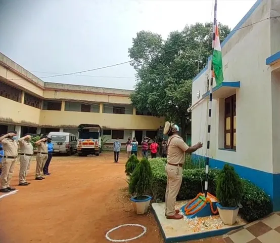 পিঁড়াকাটা থানায় স্বাধীনতা দিবস উদযাপন