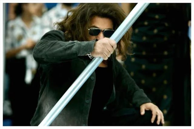 আসন্ন ছবির সেট থেকে ছবি আপলোড সলমানের