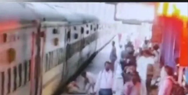 ফের আরপিএফ জওয়ানের হাতে বাঁচল এক যাত্রীর জীবন
