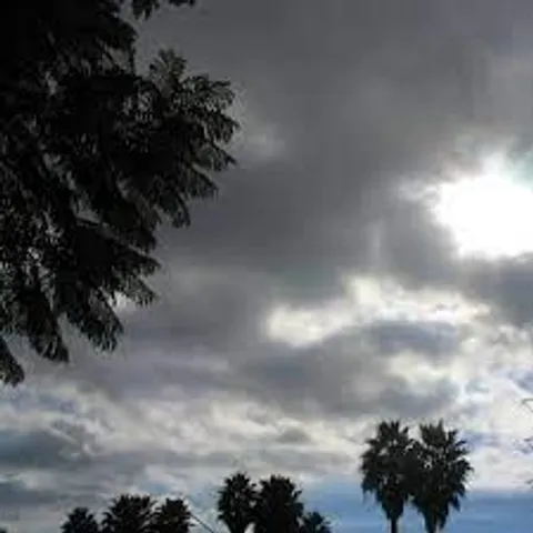 আবহাওয়াঃ মেঘলা আকাশে ঢাকা থাকবে কলকাতা শহর