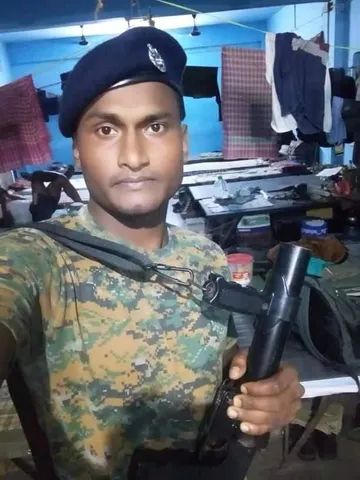 পূর্ব মেদিনীপুর গ্রেফতার ভুয়ো পুলিশ কর্মী