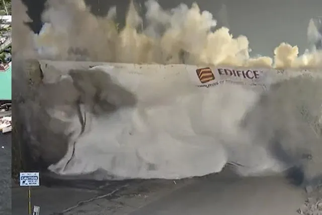 Video: ধুলোয় মিশিয়ে দেওয়া হল চাঁদনি চক সেতু