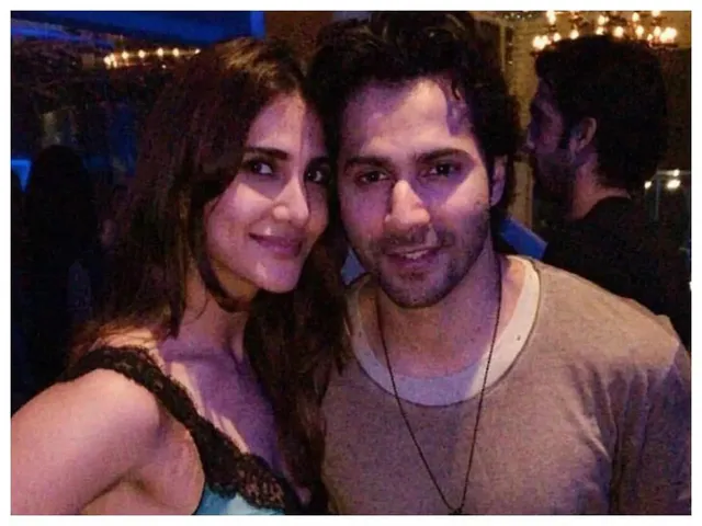 বাণী কে বিশেষ উপহার বরুণ এর