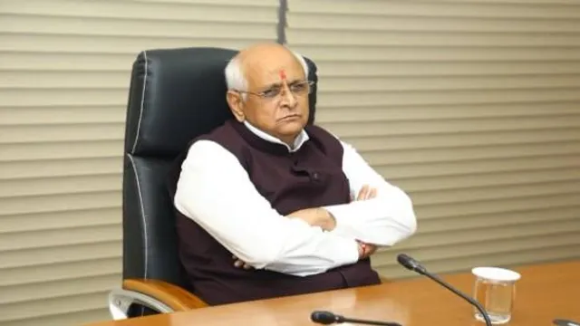 Gujarat Bridge Collapse: নিহতদের পরিবারকে ৪ লক্ষ টাকা করে সহায়তা রাজ্যের