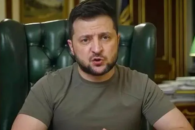 রশিয়ার বিরুদ্ধে সামরিক কৌশল প্রকাশ না করার জন্য সতর্ক করলেন জেলেনস্কি