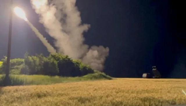 ইউক্রেনের জন্য হিমার্সের উৎপাদন বাড়াচ্ছে যুক্তরাষ্ট্র