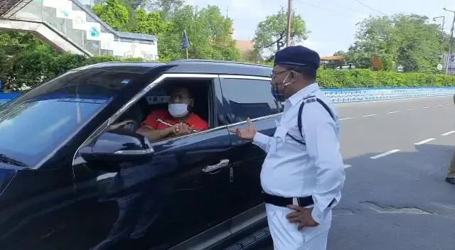 পুরভোটে নিরাপত্তার স্বার্থে নাকা চেকিং শুরু শহরের বিভিন্ন প্রান্তে