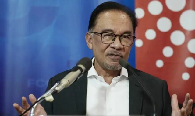 পুরস্কার হিসেবে আর মন্ত্রী নয়: আনোয়ার ইব্রাহিম