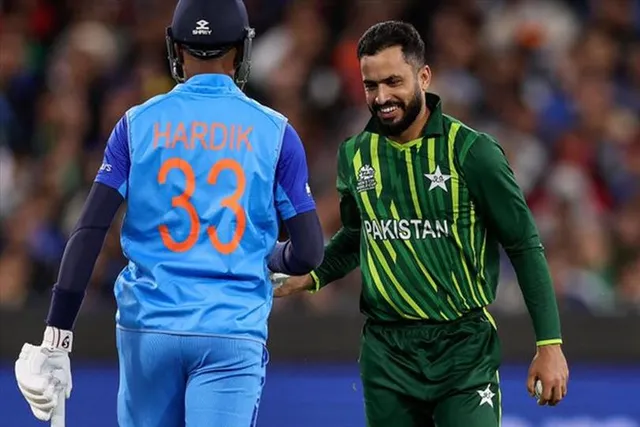 গুরুত্বপূর্ণ সময়ে আউট হার্দিক