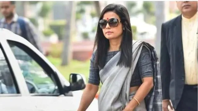 ফের 'জয় মা কালী' বলে টুইট তৃণমূল সাংসদ মহুয়া মৈত্রর