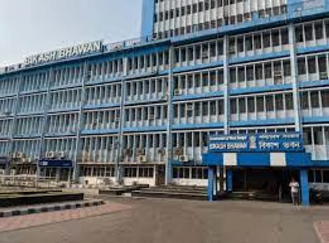 বিকাশ ভবনের সামনে আত্মহত্যার চেষ্টা শিক্ষকদের