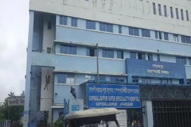 বিষাক্ত ফল খেয়ে হাসপাতালে ভর্তি এই পাঁচ শিশু