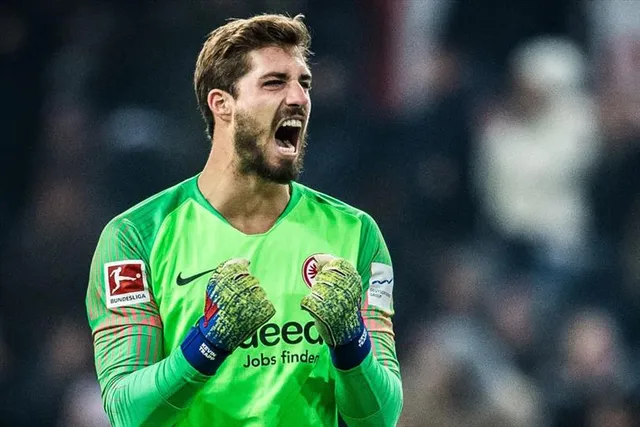 ট্র্যাপের ভাবনায় ম্যানচেস্টার ইউনাইটেডের চুক্তি পত্র