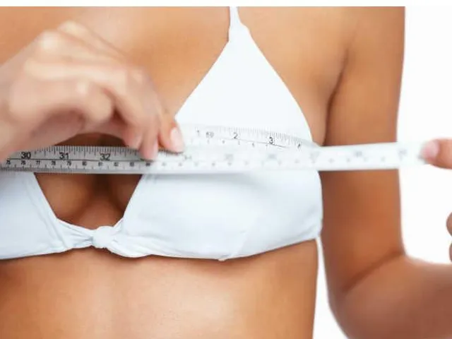 নিজের কাপ সাইজ জেনে ব্রা কিনুন, না হলে ঘটতে পারে চরম বিপদ