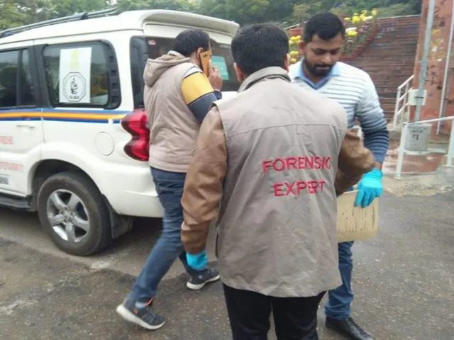 বাগুইআটিতে দুর্ঘটনাস্থলে যাচ্ছে ফরেনসিক টিম