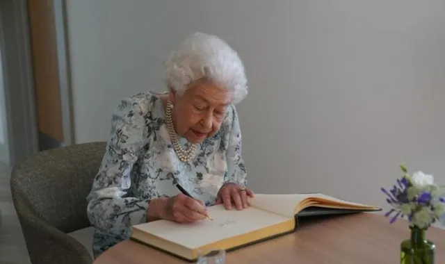 রানির স্বাস্থ্য নিয়ে রাজপ্রাসাদের বিবৃতি উদ্বেগেরঃ রবার্ট হার্ডম্যান