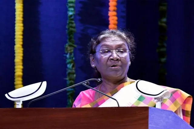 সমস্ত রাজ্য বিধানসভায় মহিলাদের অংশগ্রহণ বাড়াতে হবে: রাষ্ট্রপতি