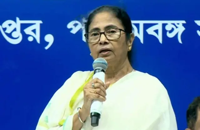 আড়াই বছর পর মুখ্যমন্ত্রীর হাত ধরে নবরূপে খুলে গেল টালা ব্রিজ